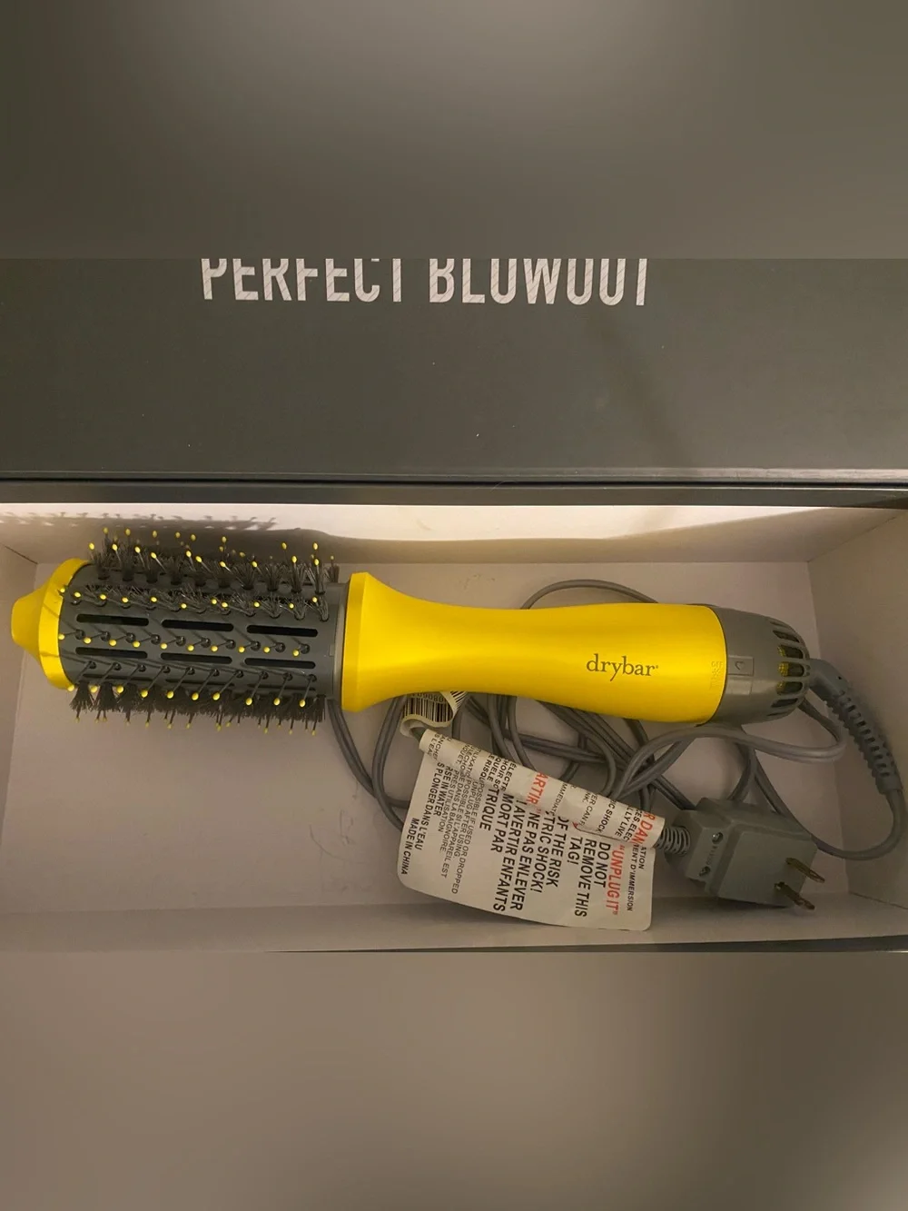 Drybar Yellow Round Blow-Dryer Brush The Single Shot Double Shot